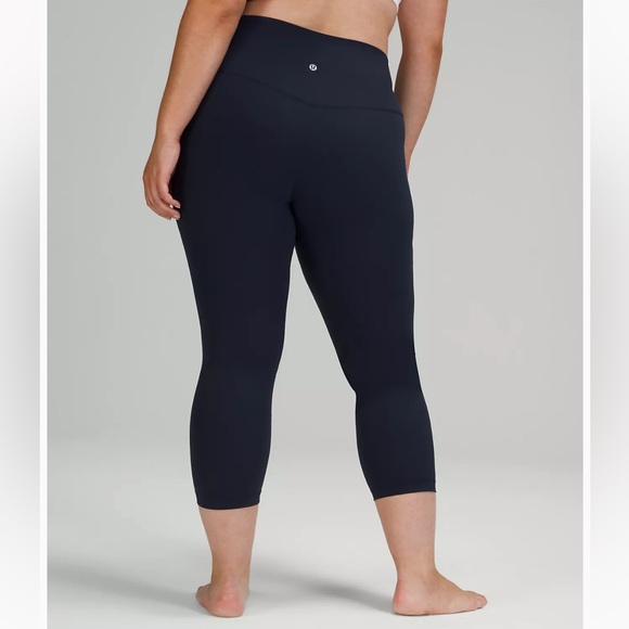 LIKE NEW Lululemon Align High-Rise Crop Leggings 23” - True Navy - Picture 3 of 8